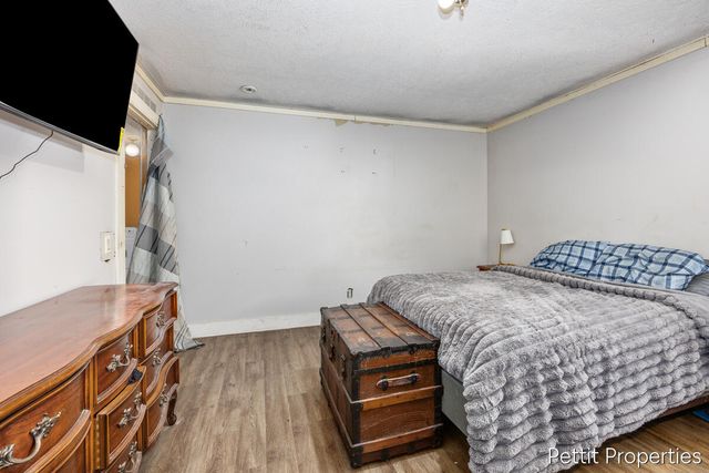 2481 Bauer Road, Jenison, MI 49428