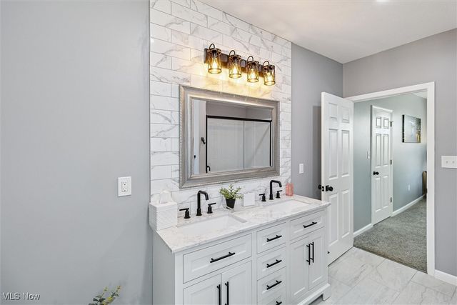 1962 W 96th Street, Cleveland, OH 44102