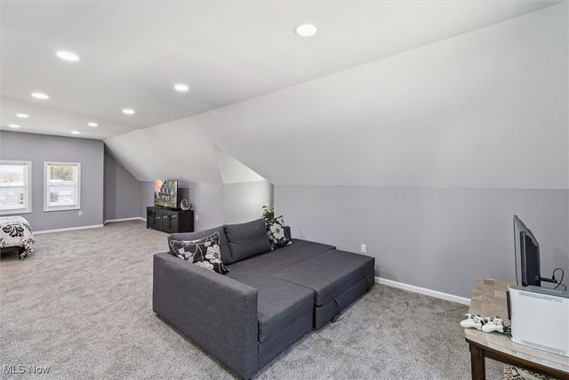 1962 W 96th Street, Cleveland, OH 44102
