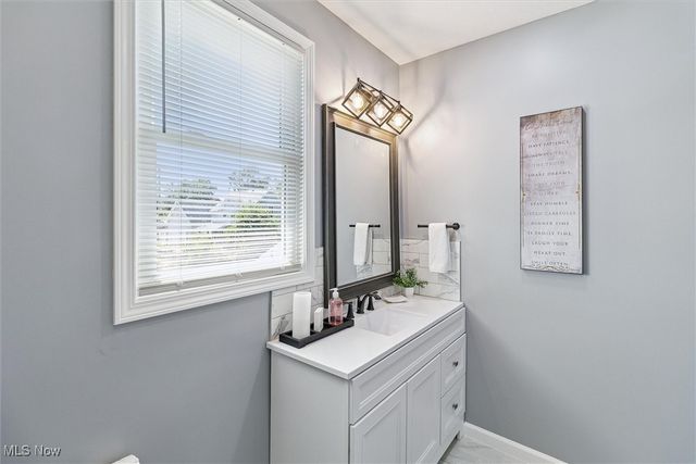 1962 W 96th Street, Cleveland, OH 44102