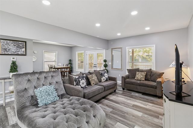 1962 W 96th Street, Cleveland, OH 44102