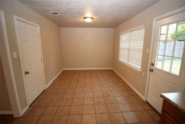 7820 Llano Avenue, Fort Worth, TX 76116
