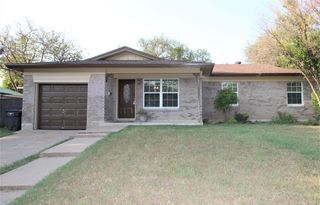 7820 Llano Avenue, Fort Worth, TX 76116