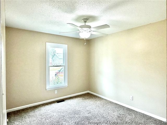 3323 Donnett Lane, Spring Lake, NC 28390