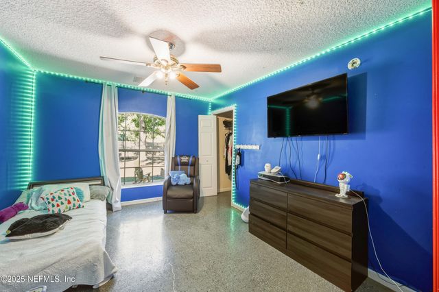 5720 YOUNIS Road S, Jacksonville, FL 32218