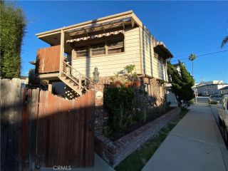 526 Park Avenue D, Newport Beach, CA 92662
