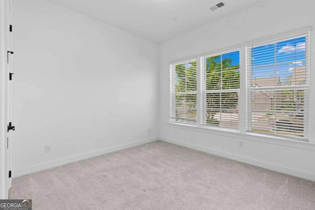 6931 Scenic Overlook Trace, Flowery Branch, GA 30542