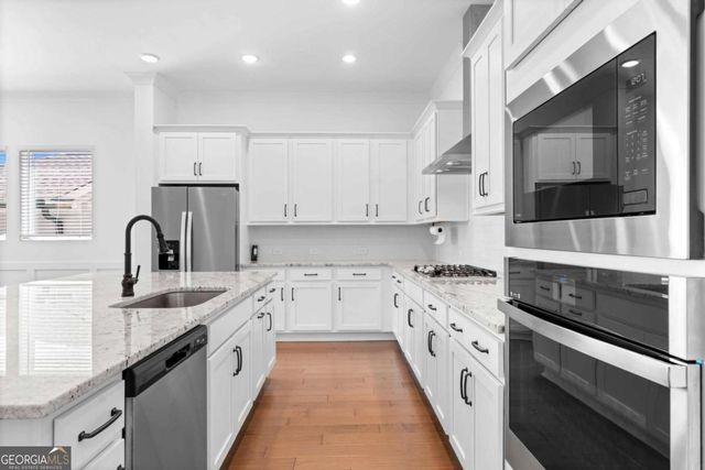 6931 Scenic Overlook Trace, Flowery Branch, GA 30542