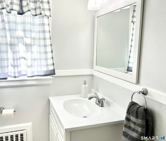 729 Lovely Street, Avon, CT 06001