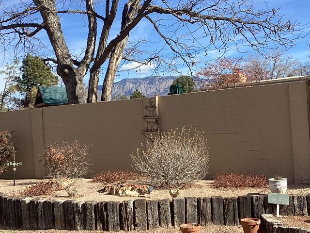 7514 Bear Canyon Road NE, Albuquerque, NM 87109