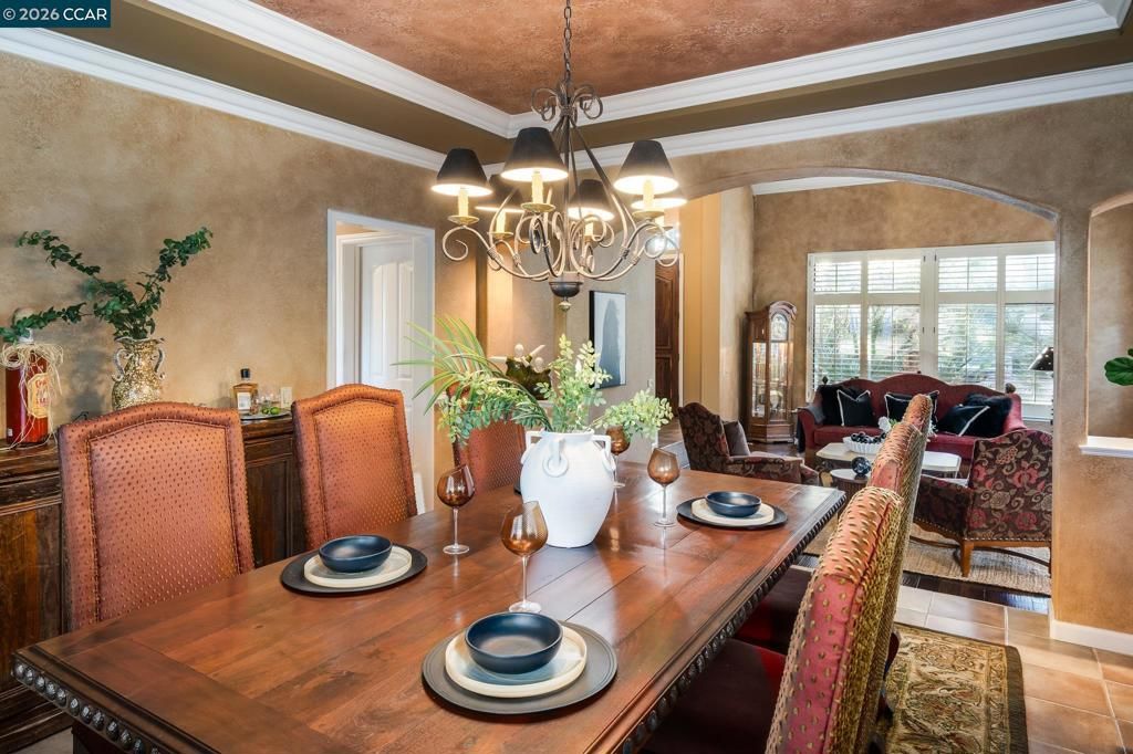 Image 10 of property listing at 4640 Kingswood Dr, Danville, CA 94506