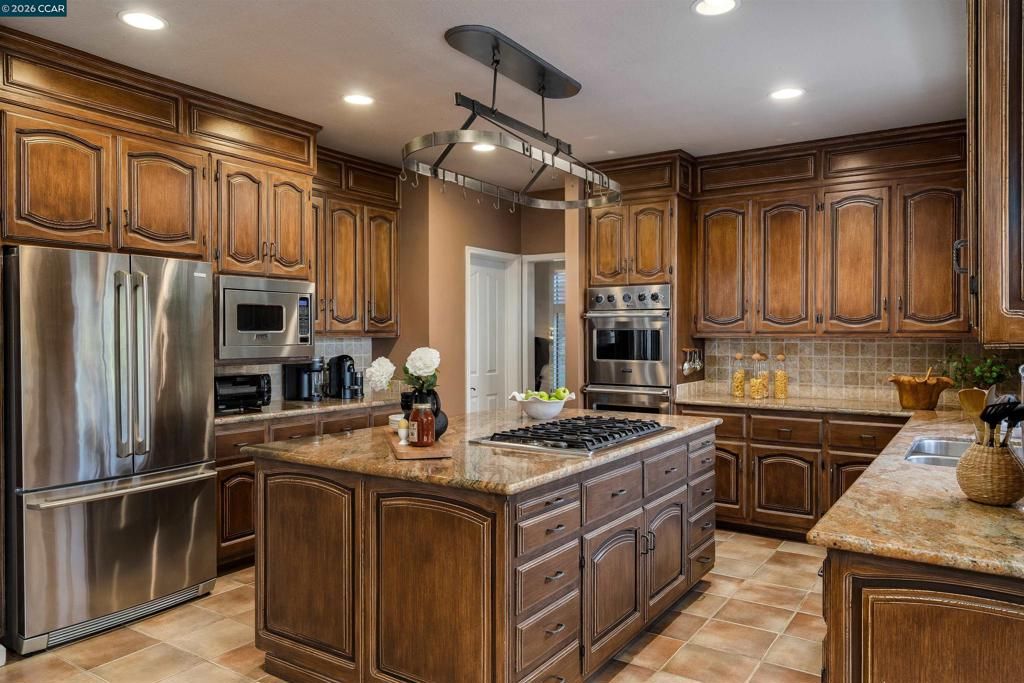 Image 11 of property listing at 4640 Kingswood Dr, Danville, CA 94506