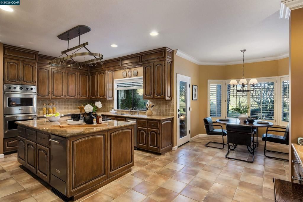 Image 12 of property listing at 4640 Kingswood Dr, Danville, CA 94506