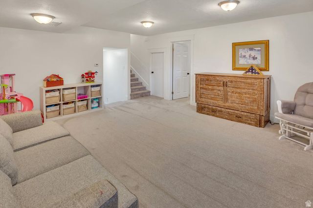 668 W KENSINGTON ST, Farmington, UT 84025