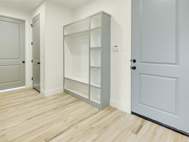 643 Chuckwagon Trail, Angleton, TX 77515