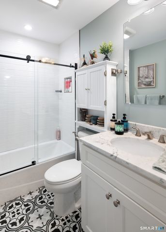 82 Columbus Place 3, Stamford, CT 06907