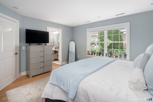 82 Columbus Place 3, Stamford, CT 06907