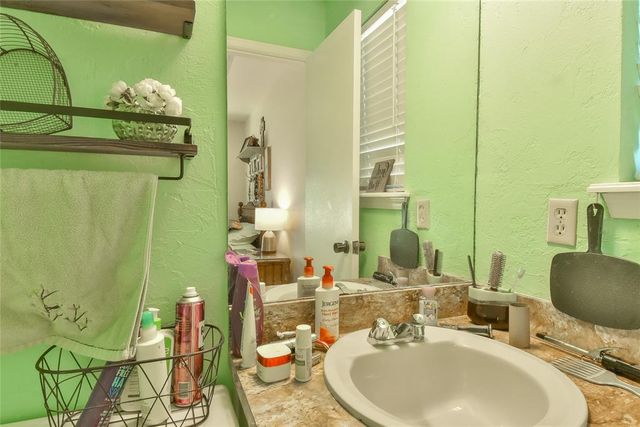 4617 Royal Oak Drive, Oklahoma City, OK 73135