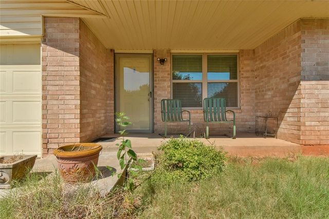 4617 Royal Oak Drive, Oklahoma City, OK 73135