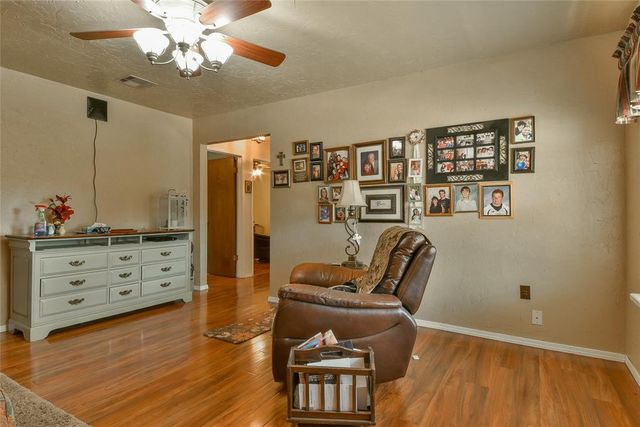 4617 Royal Oak Drive, Oklahoma City, OK 73135