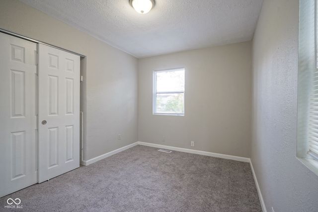 2931 Sangster Avenue, Indianapolis, IN 46218