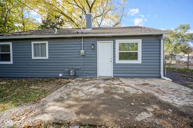 2931 Sangster Avenue, Indianapolis, IN 46218