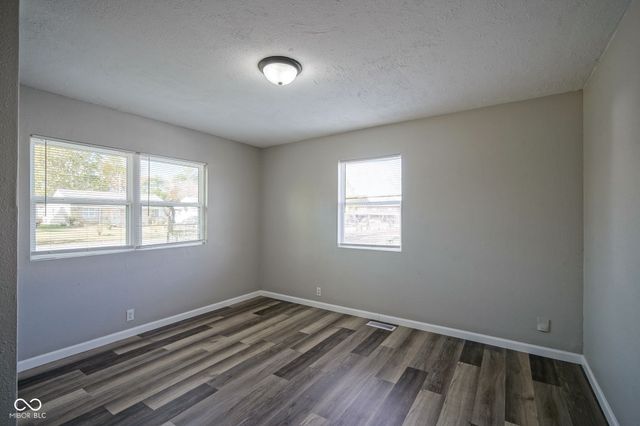 2931 Sangster Avenue, Indianapolis, IN 46218