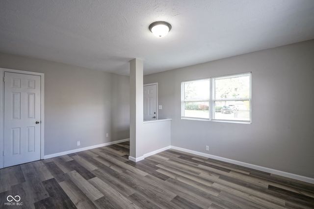 2931 Sangster Avenue, Indianapolis, IN 46218