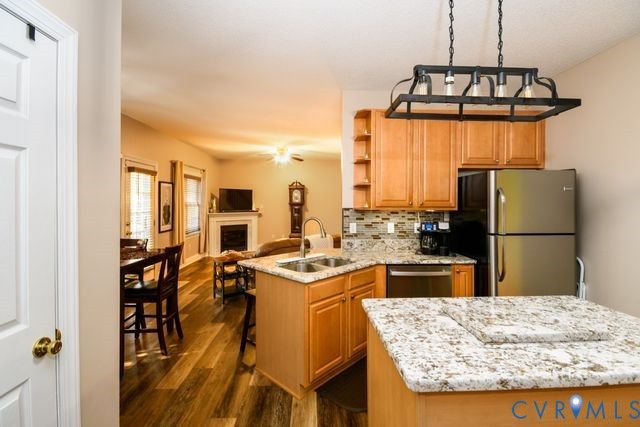 5248 Misty Spring Rd, Midlothian, VA 23112