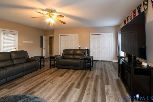 5248 Misty Spring Rd, Midlothian, VA 23112