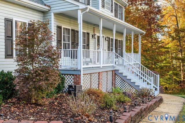 5248 Misty Spring Rd, Midlothian, VA 23112