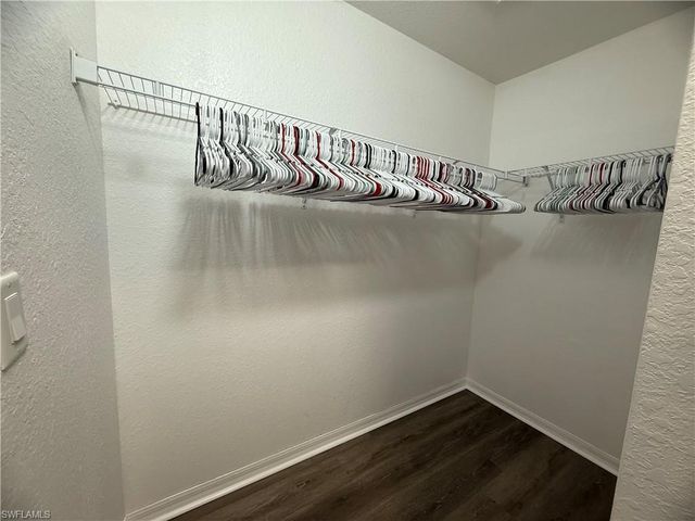 302 NW 2nd PL, Cape Coral, FL 33993