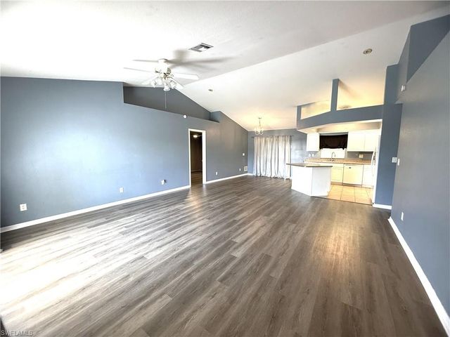 302 NW 2nd PL, Cape Coral, FL 33993