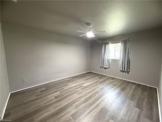 302 NW 2nd PL, Cape Coral, FL 33993
