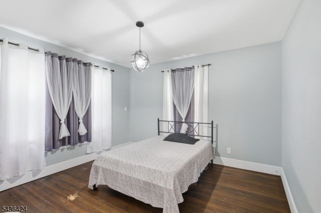 245 W 3Rd Ave, Roselle Boro, NJ 07203