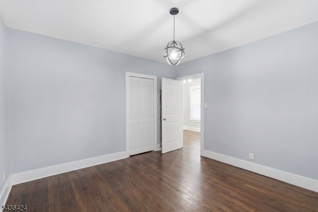 245 W 3Rd Ave, Roselle Boro, NJ 07203