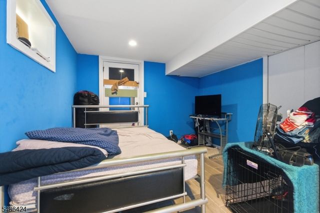 245 W 3Rd Ave, Roselle Boro, NJ 07203