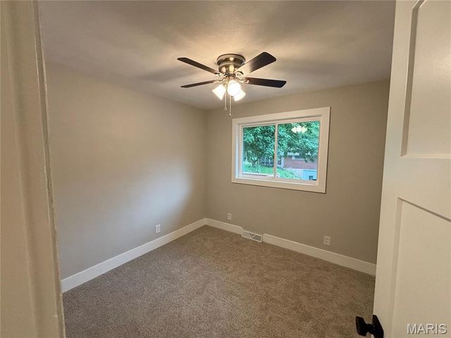 31 Highwood Drive, Belleville, IL 62223