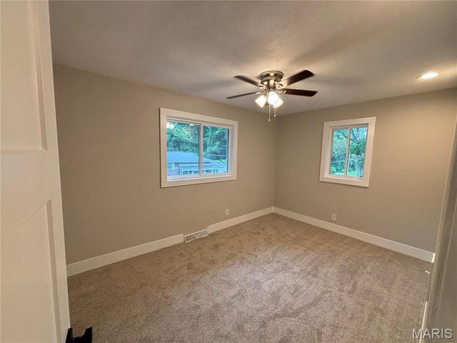 31 Highwood Drive, Belleville, IL 62223