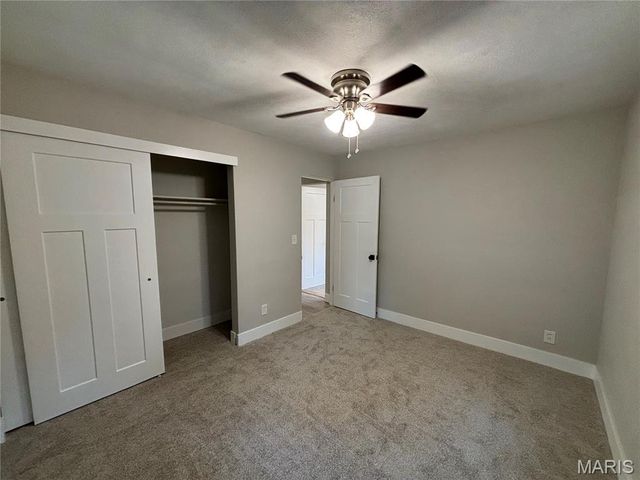 31 Highwood Drive, Belleville, IL 62223