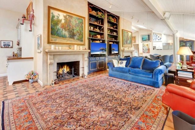 537 Vista Grande, Newport Beach, CA 92660
