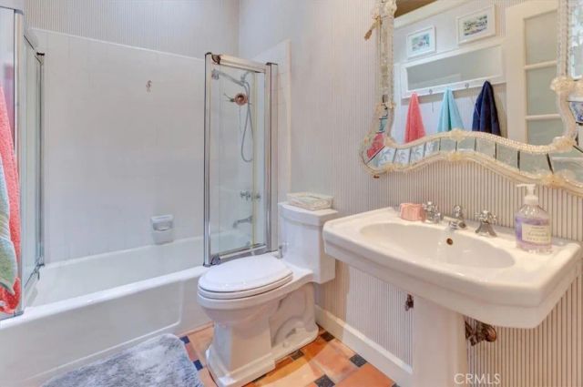 537 Vista Grande, Newport Beach, CA 92660