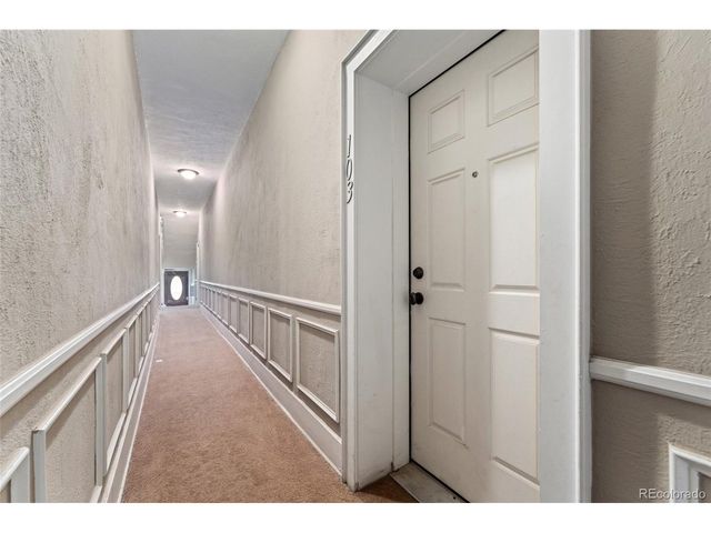 1640 N Downing St 103, Denver, CO 80218