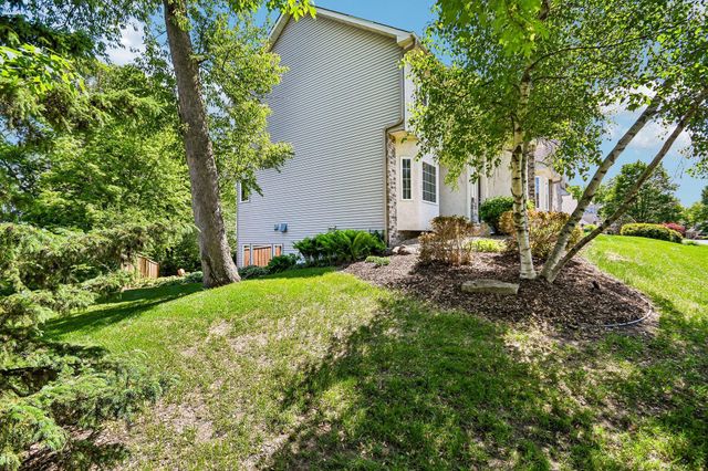 8813 Woodhill Drive, Savage, MN 55378