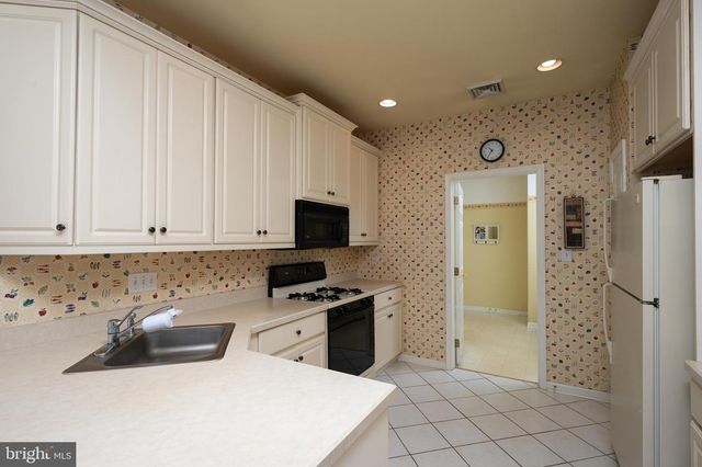 119 BELLFLOWER RD, Langhorne, PA 19047