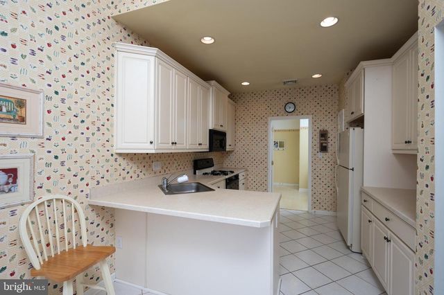 119 BELLFLOWER RD, Langhorne, PA 19047