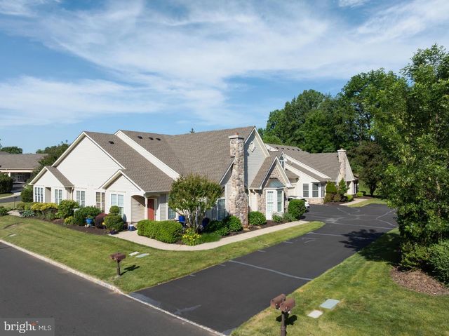119 BELLFLOWER RD, Langhorne, PA 19047