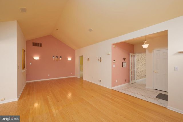 119 BELLFLOWER RD, Langhorne, PA 19047