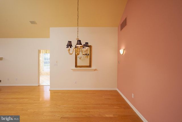 119 BELLFLOWER RD, Langhorne, PA 19047
