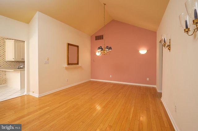 119 BELLFLOWER RD, Langhorne, PA 19047